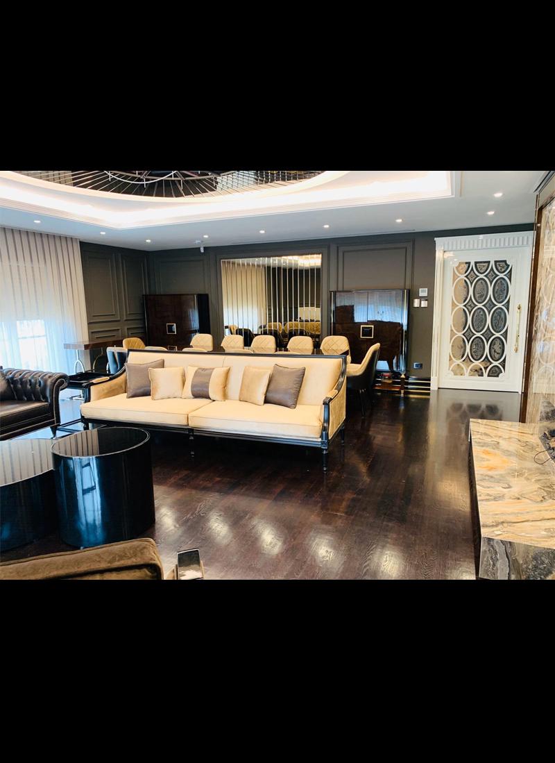 SALON - 20